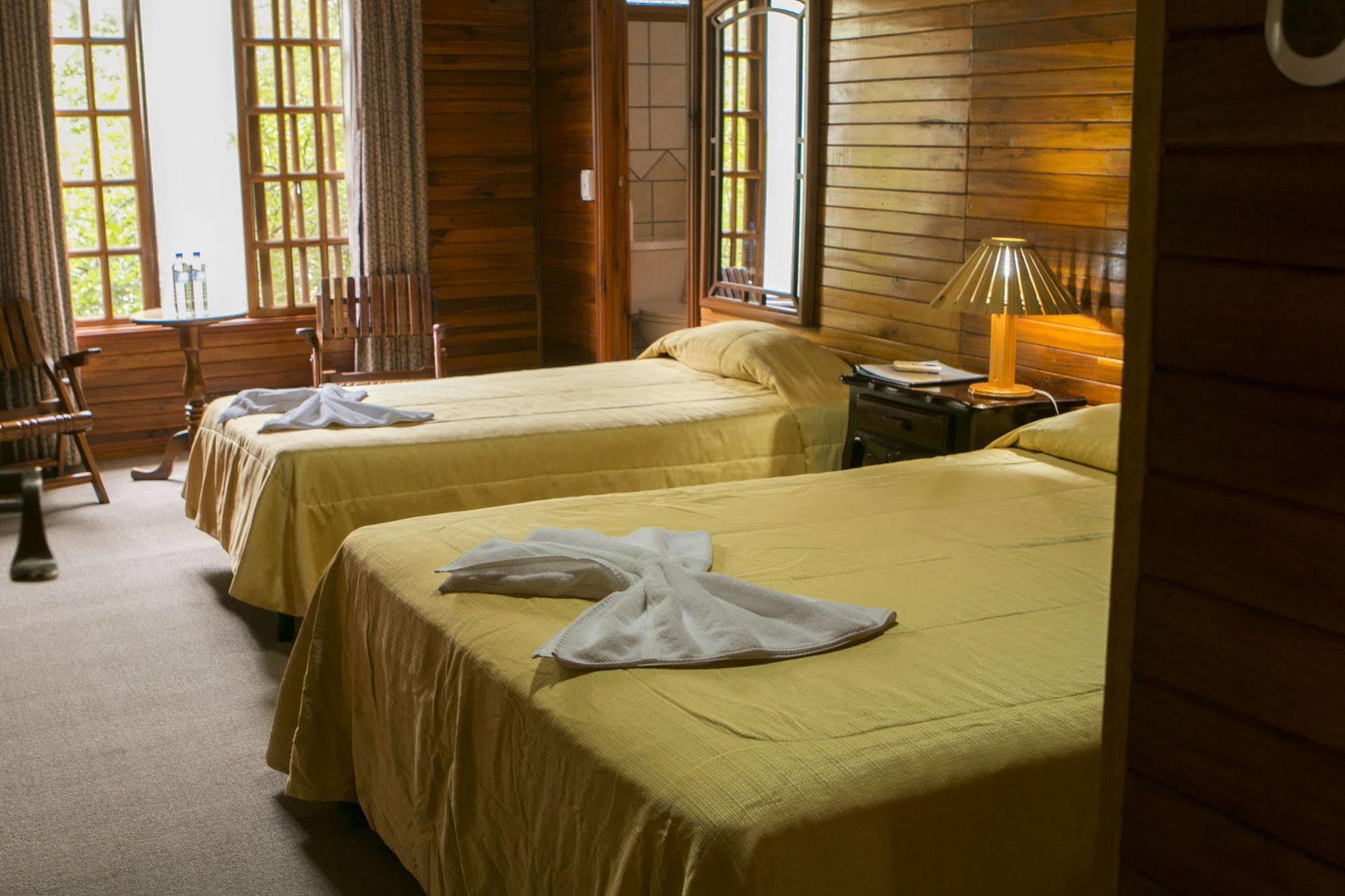 Santa Elena Lodge Cuajiniquil Екстер'єр фото