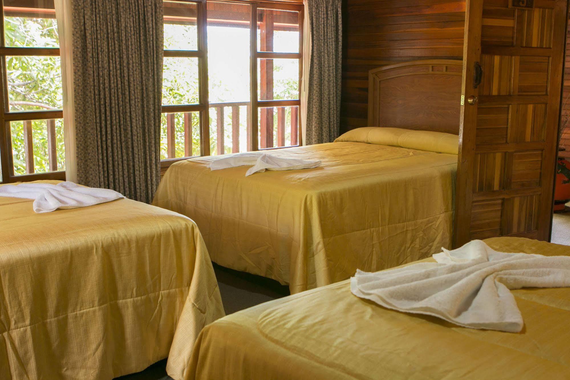Santa Elena Lodge Cuajiniquil Екстер'єр фото