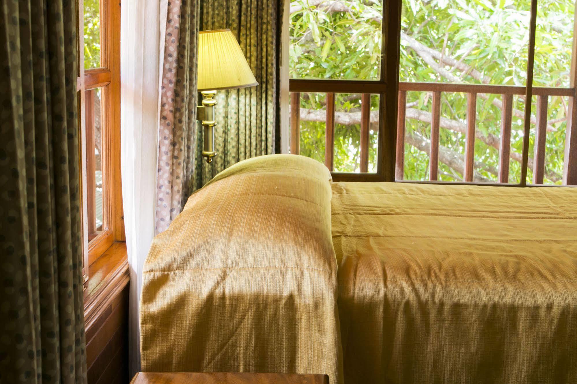 Santa Elena Lodge Cuajiniquil Екстер'єр фото
