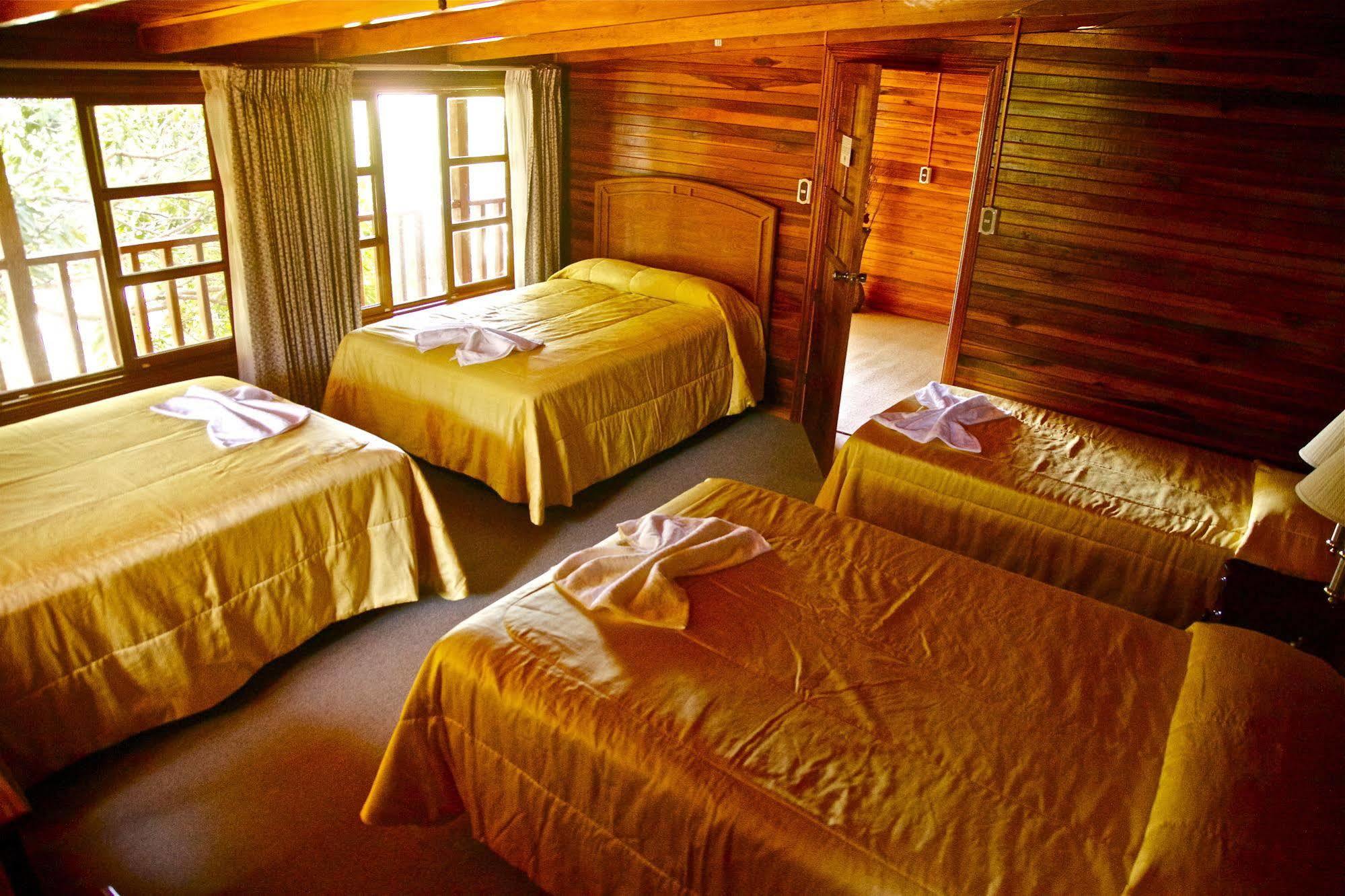 Santa Elena Lodge Cuajiniquil Екстер'єр фото